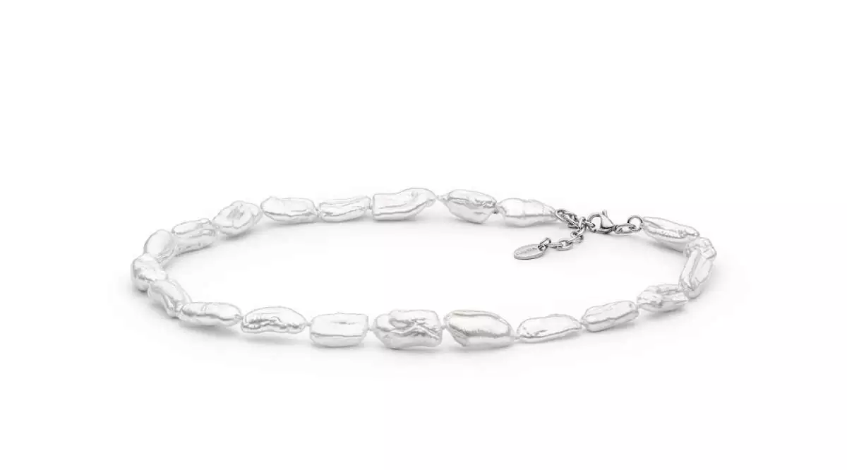 Trend-Perlenkette weiß barock Gaura Pearls, Estland